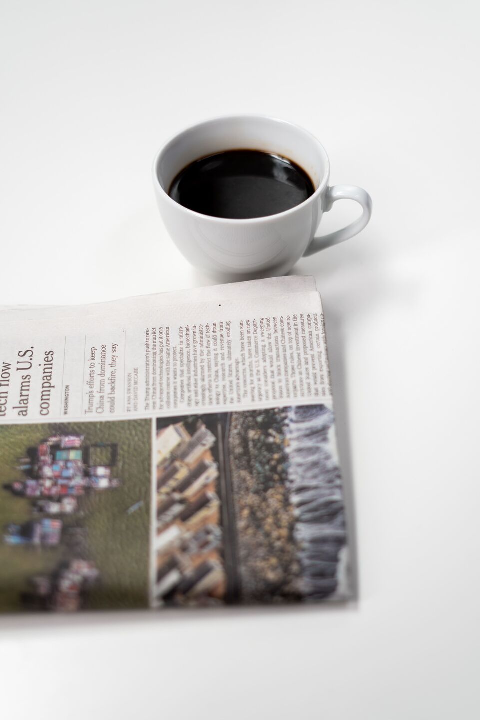 magazine-newspaper-delivery-side-img.jpg